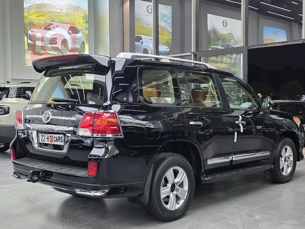 تويوتا لاندكروزر